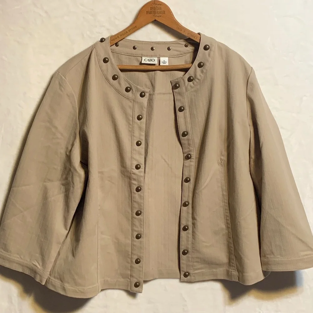 Cato Womens XL‎ Tan Studded Open Front Jacket Herringbone 3/4 Sleeve Beige Top